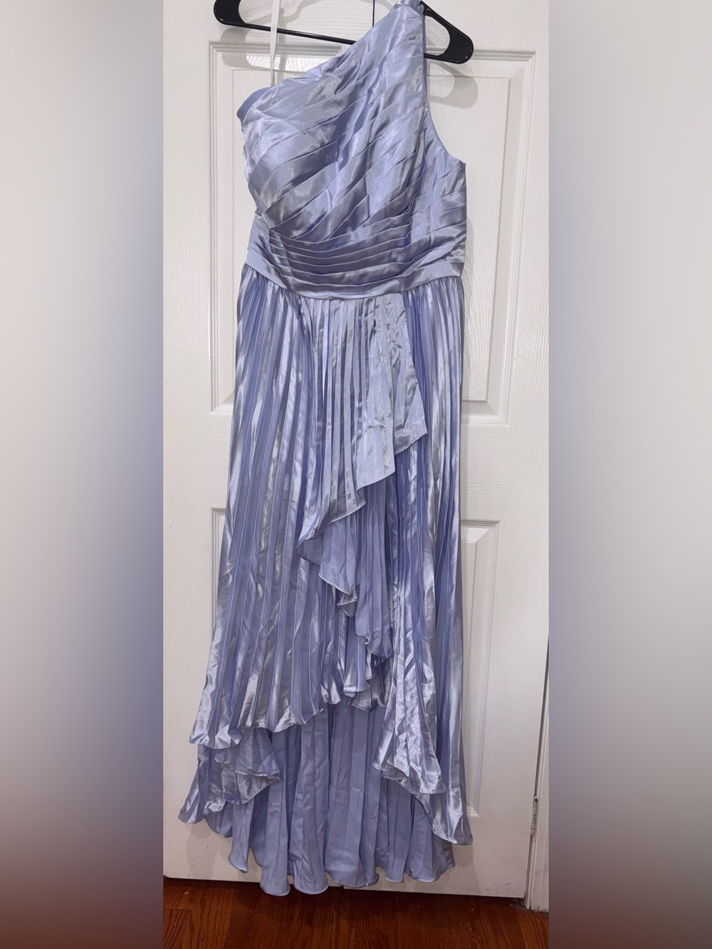 One-Shoulder Lavender Asymmetrical Pleated Skirt